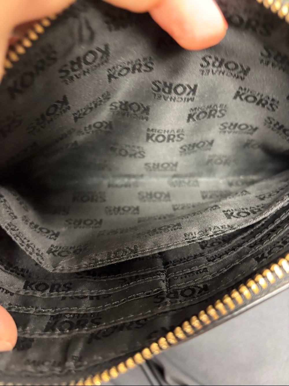 Michael Kors large Gray and Black MK Logo Wristlet - Picture 6 of 6